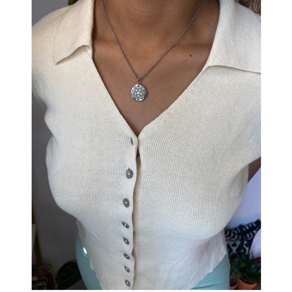 🪐💫Cream Colored Button-Up🪐💫 - Picture 2 of 4
